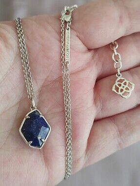 Kendra Scott Necklace
